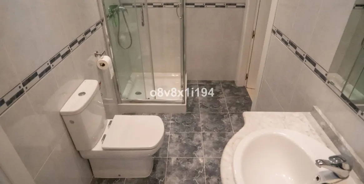 Sale of detached villa in Benajarafe 22