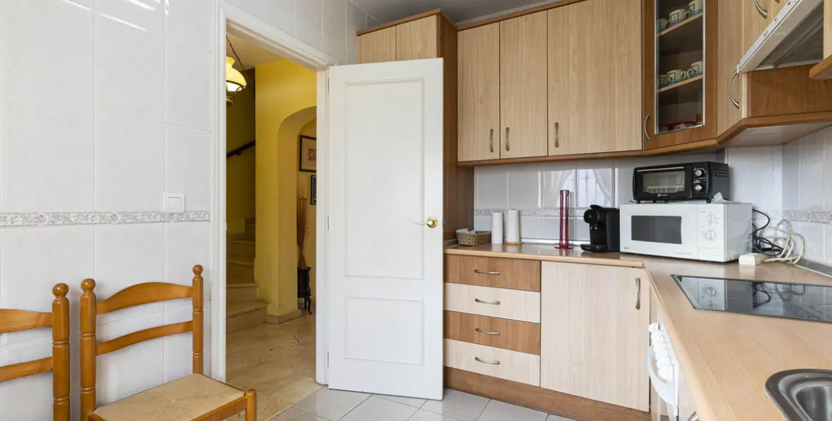 Sale of townhouse in Marbella (district Marbella) 3