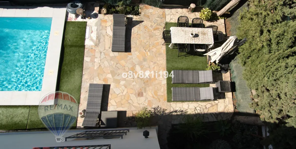 Sale of detached villa in Cotomar 2