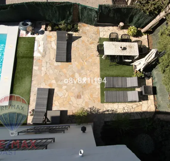 Sale of detached villa in Cotomar