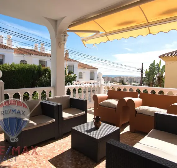 Sale of detached villa in Cotomar