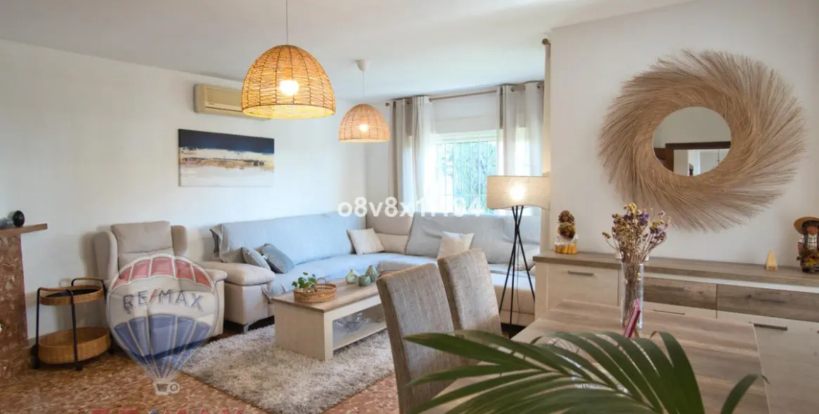 Sale of detached villa in Cotomar 7