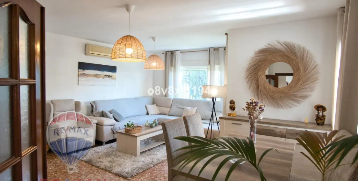 Sale of detached villa in Cotomar 8