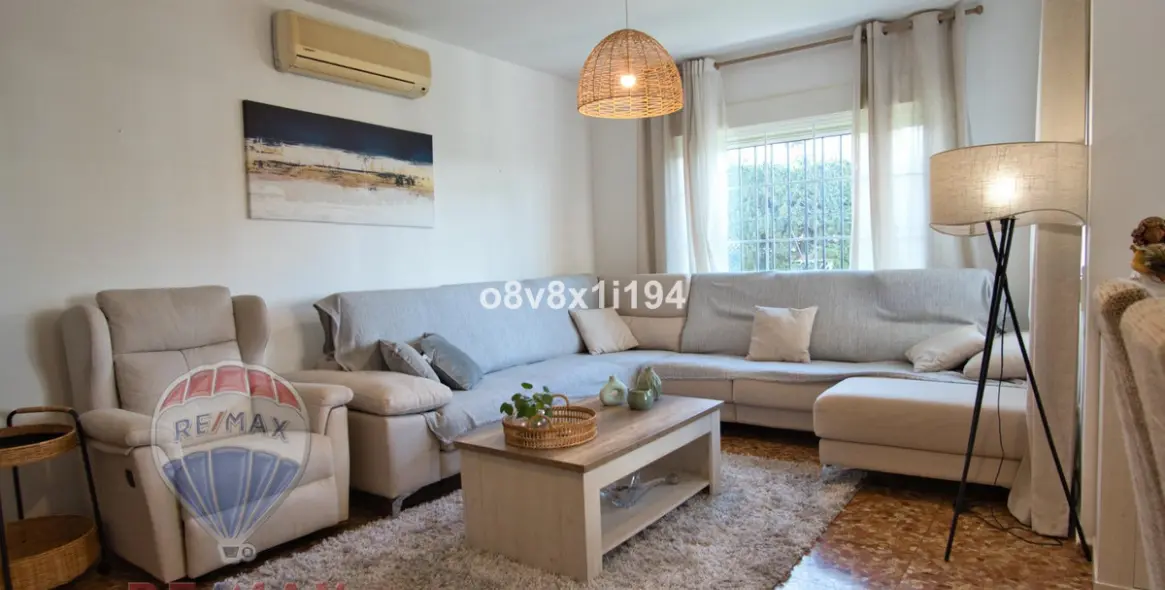 Sale of detached villa in Cotomar 12