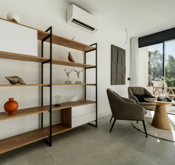 Таунхаус R5242147