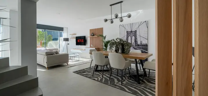 Таунхаус R5242147 4