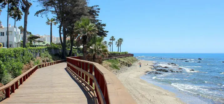 Venta de villa independiente en Riviera del Sol 0