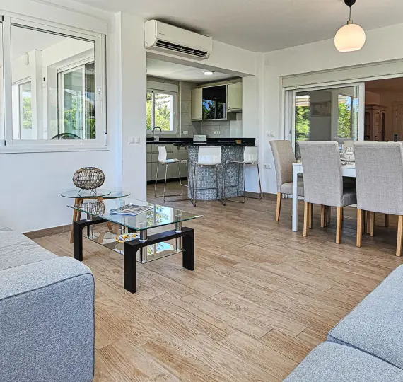 Venta de villa independiente en Riviera del Sol