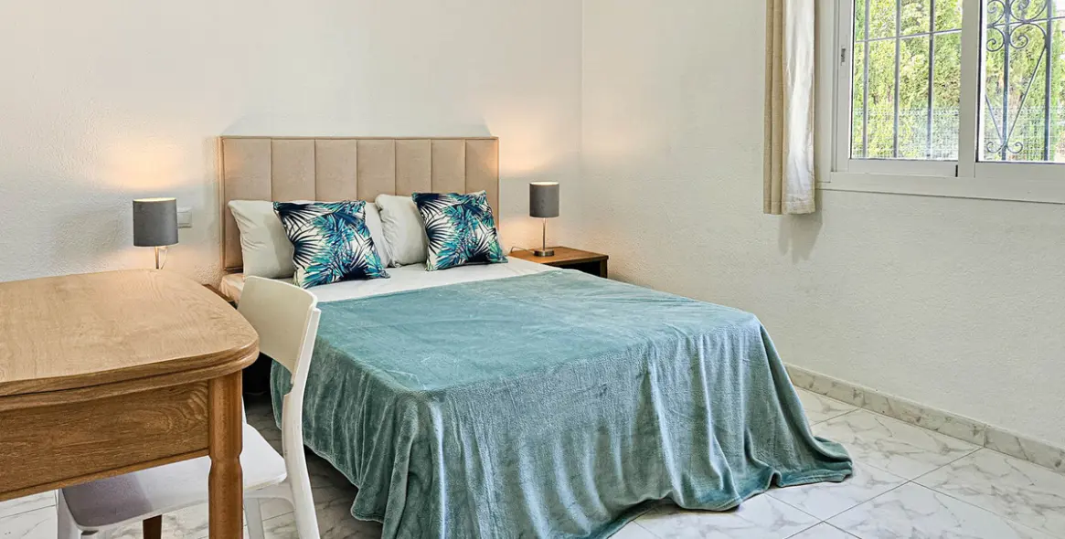 Продажа  отдельно стоящей виллы в Riviera del Sol 11