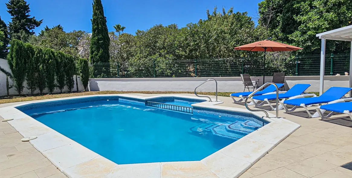 Sale of detached villa in Riviera del Sol 22