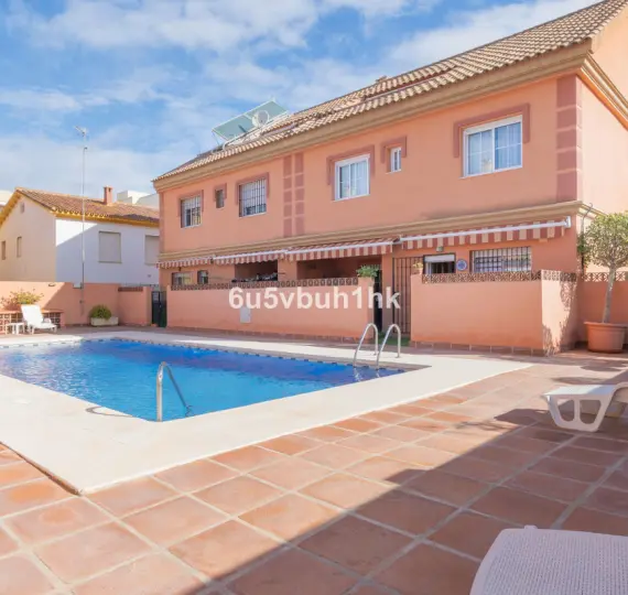 Sale of semi-detached house in Fuengirola