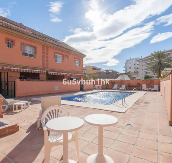 Sale of semi-detached house in Fuengirola