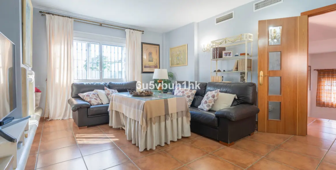 Venta de casa pareada en Fuengirola 9