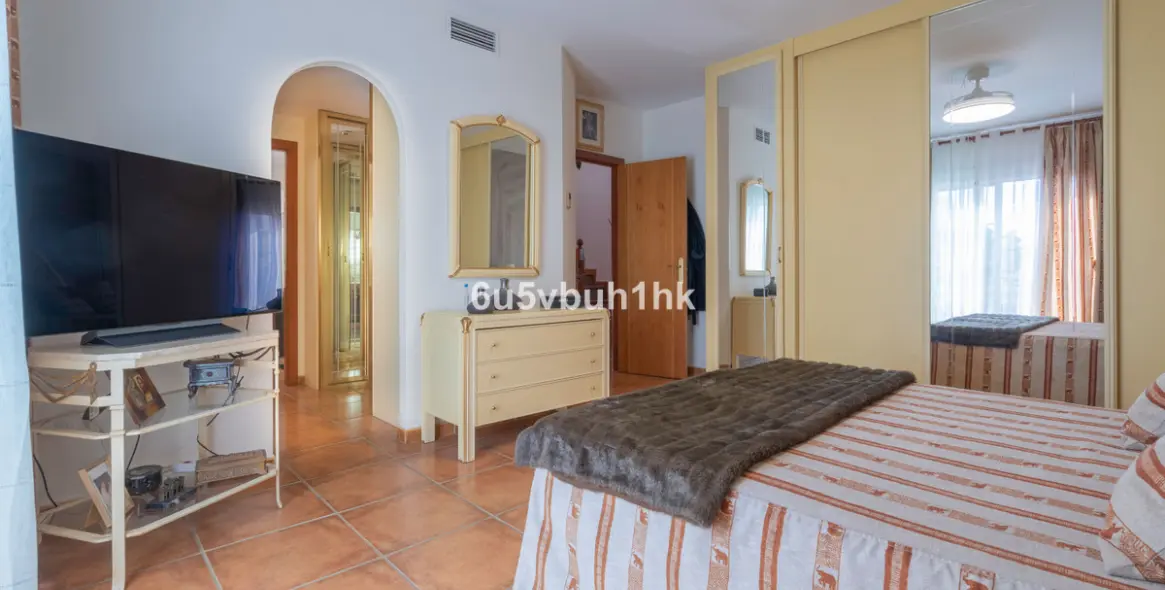 Venta de casa pareada en Fuengirola 16