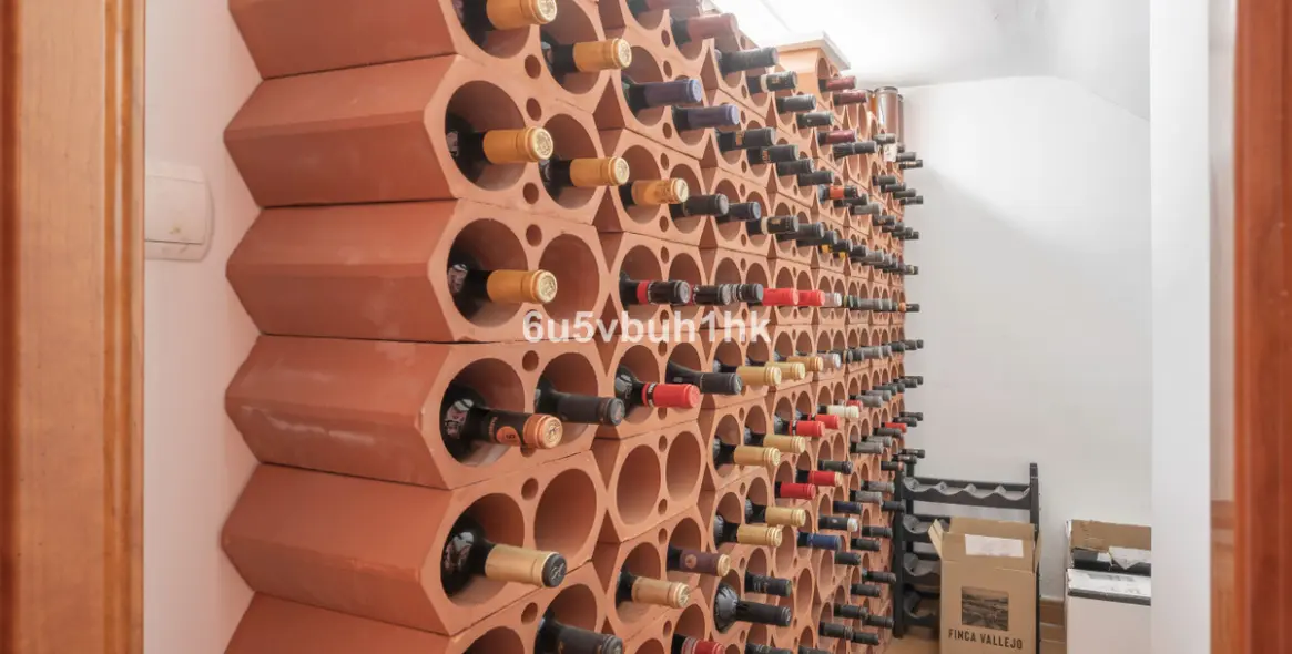 Sale of semi-detached house in Fuengirola 35