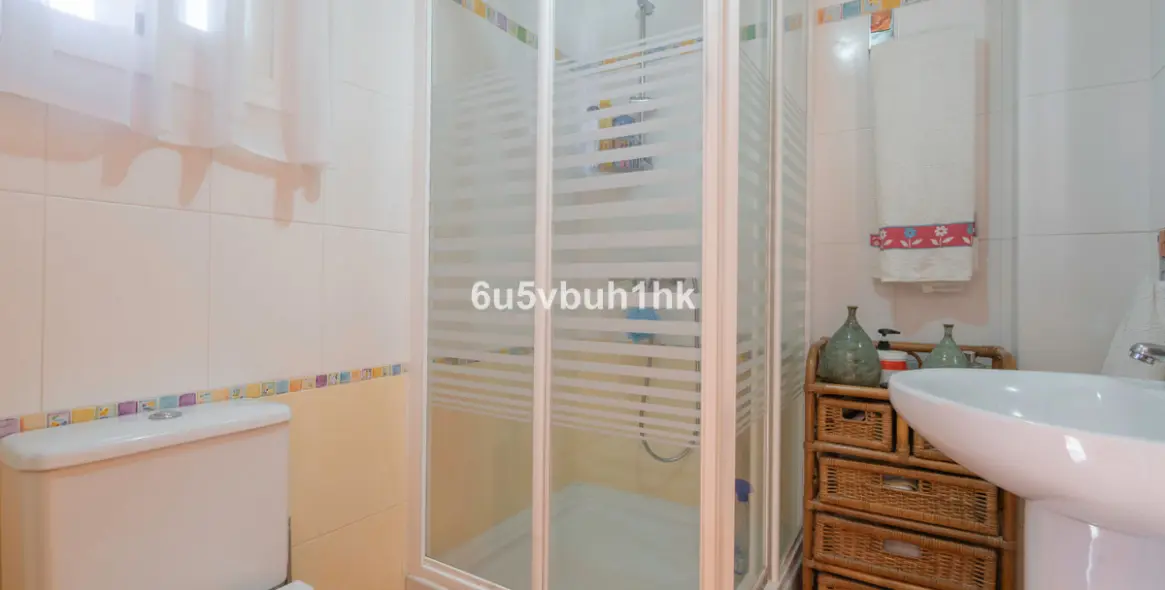 Sale of semi-detached house in Fuengirola 43