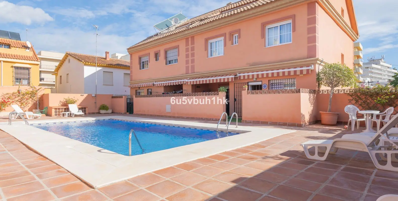 Sale of semi-detached house in Fuengirola 1