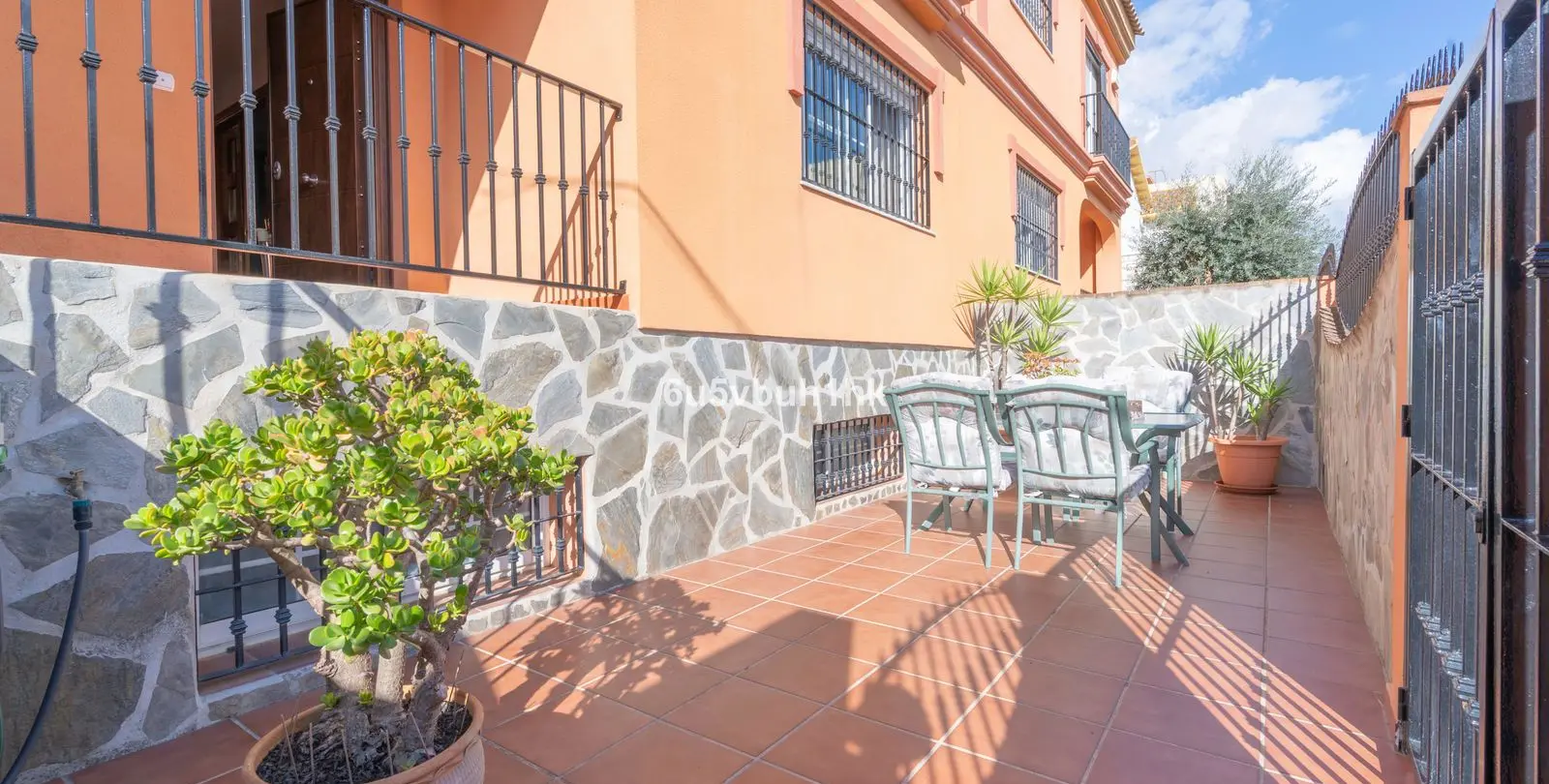 Продажа дома на две семьи в Fuengirola 42
