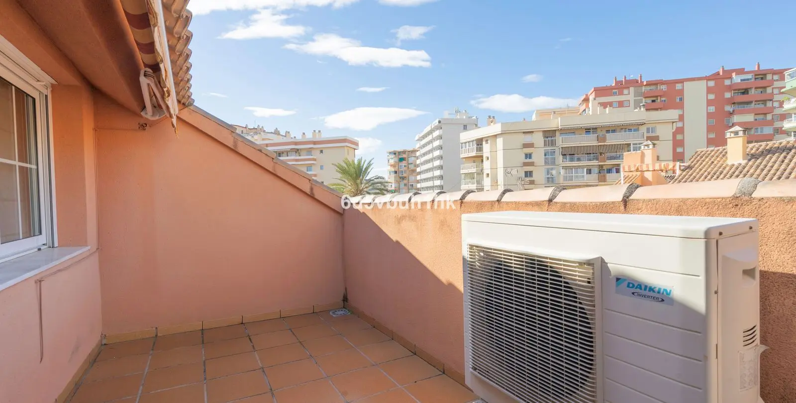 Продажа дома на две семьи в Fuengirola 28