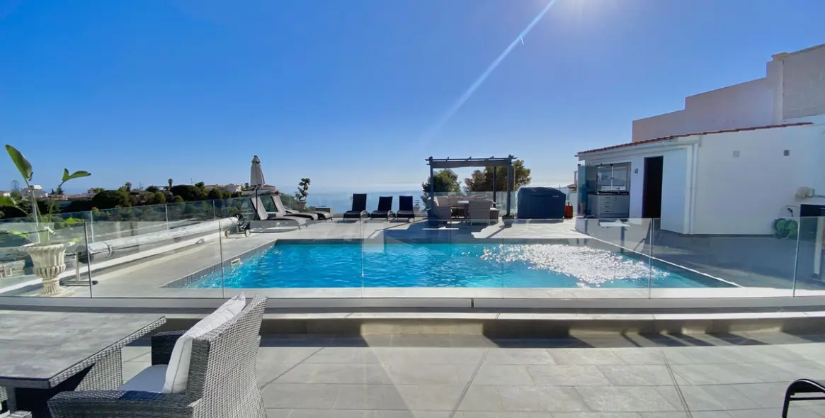 Sale of detached villa in Benalmádena (district Benalmádena Pueblo ) 10