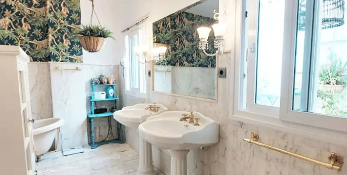 Sale of detached villa in Benalmadena Costa 11