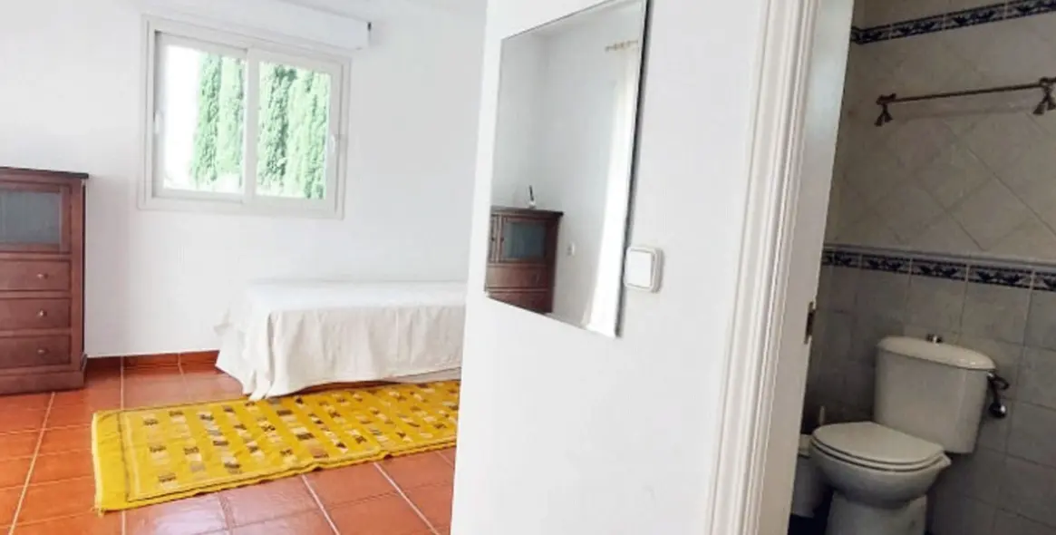 Sale of detached villa in Benalmadena Costa 26