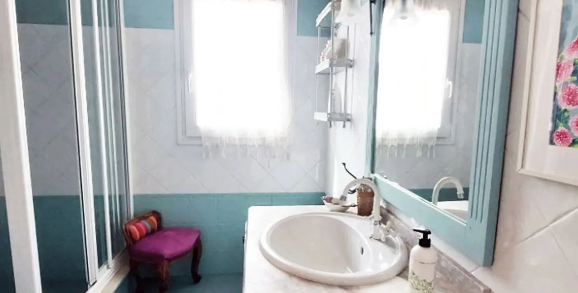 Sale of detached villa in Benalmadena Costa 28