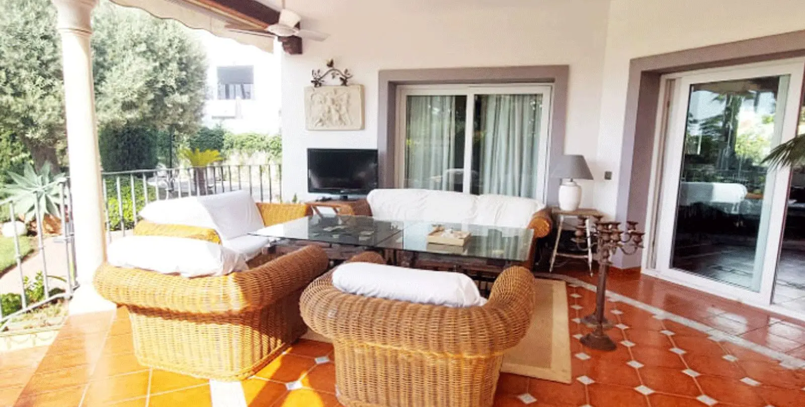 Продажа  отдельно стоящей виллы в Benalmadena Costa 31