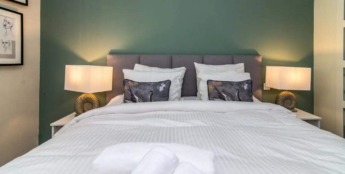 Long-term rent of middle floor apartment in Marbella (district Puerto Banús) 4