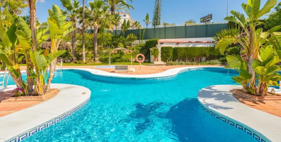 Краткосрочная аренда апартаментов на среднем этаже в Puerto Banús 17