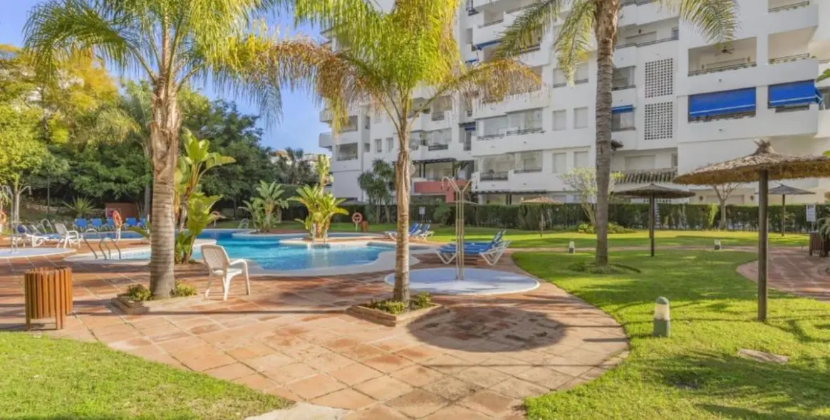Краткосрочная аренда апартаментов на среднем этаже в Puerto Banús 20