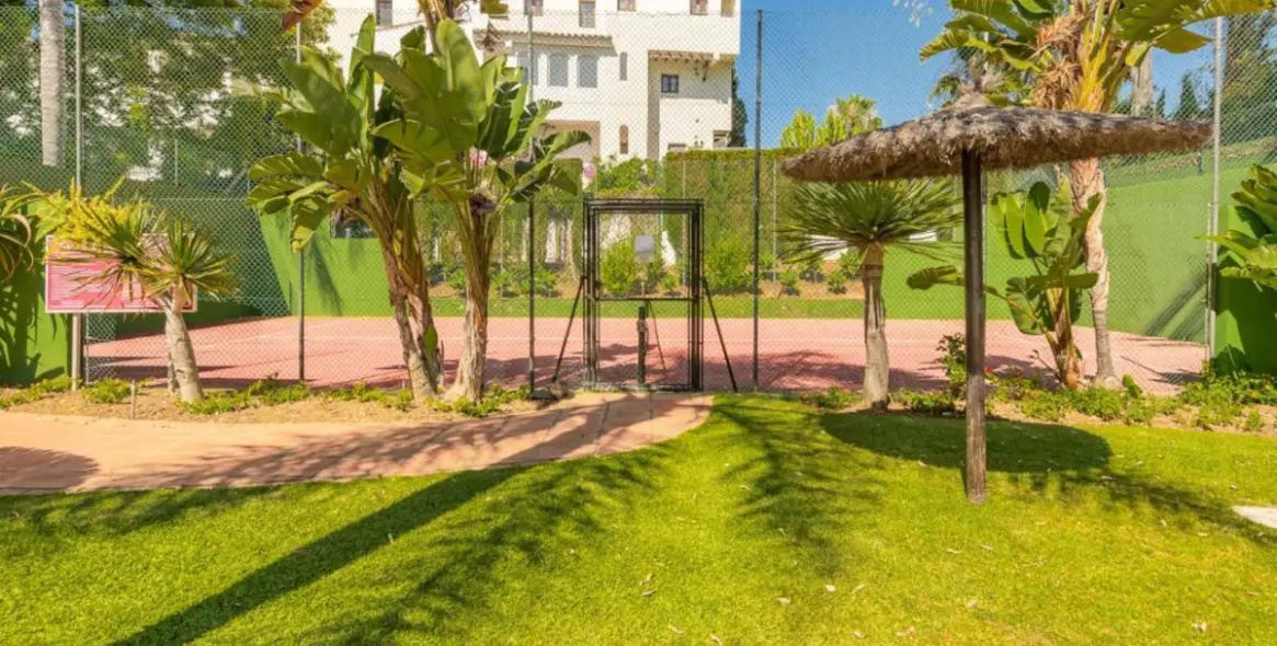 Краткосрочная аренда апартаментов на среднем этаже в Puerto Banús 21