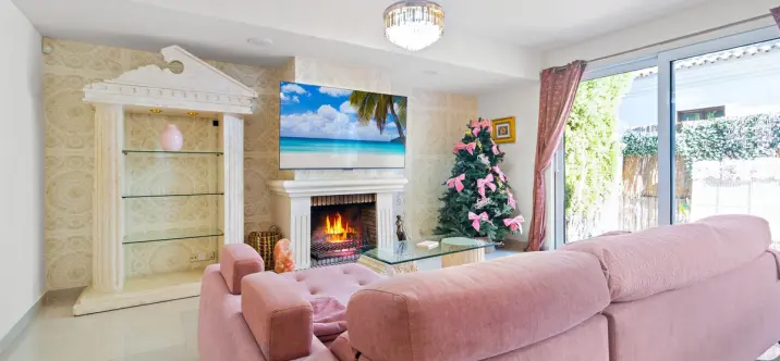 Long-term rent of townhouse in El Paraiso 3