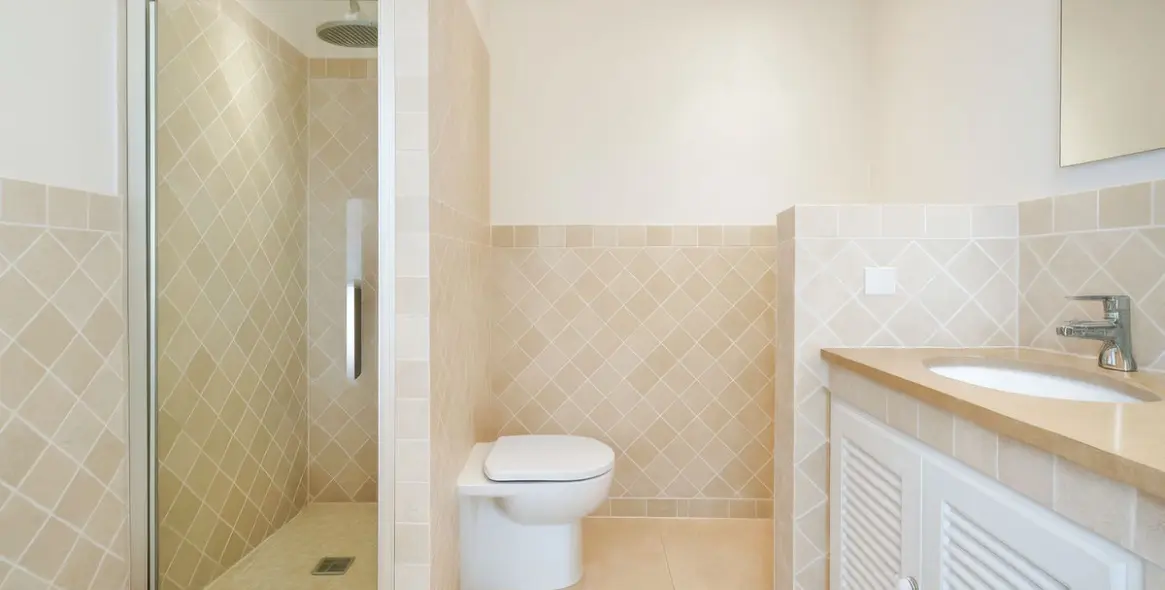 Long-term rent of townhouse in El Paraiso 20