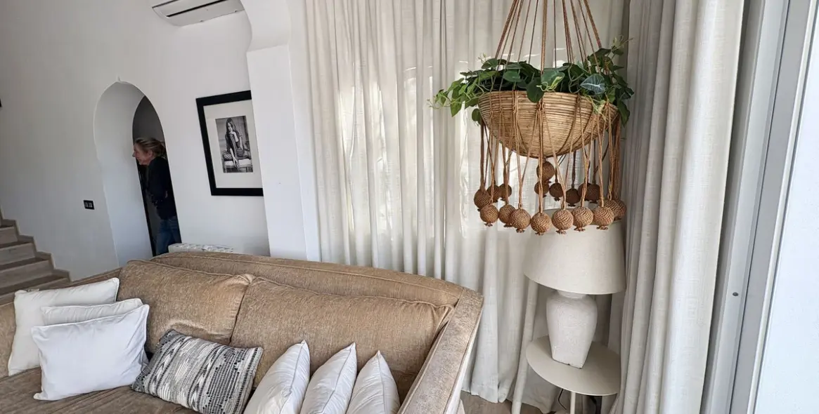 Long-term rent of detached villa in El Rosario 12