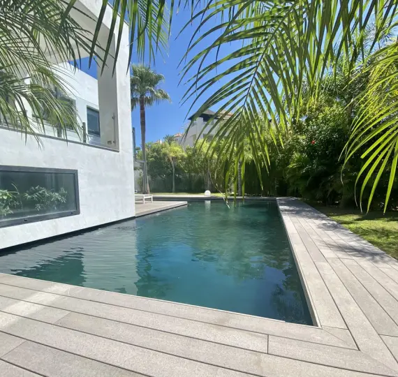 Long-term rent of detached villa in El Paraiso