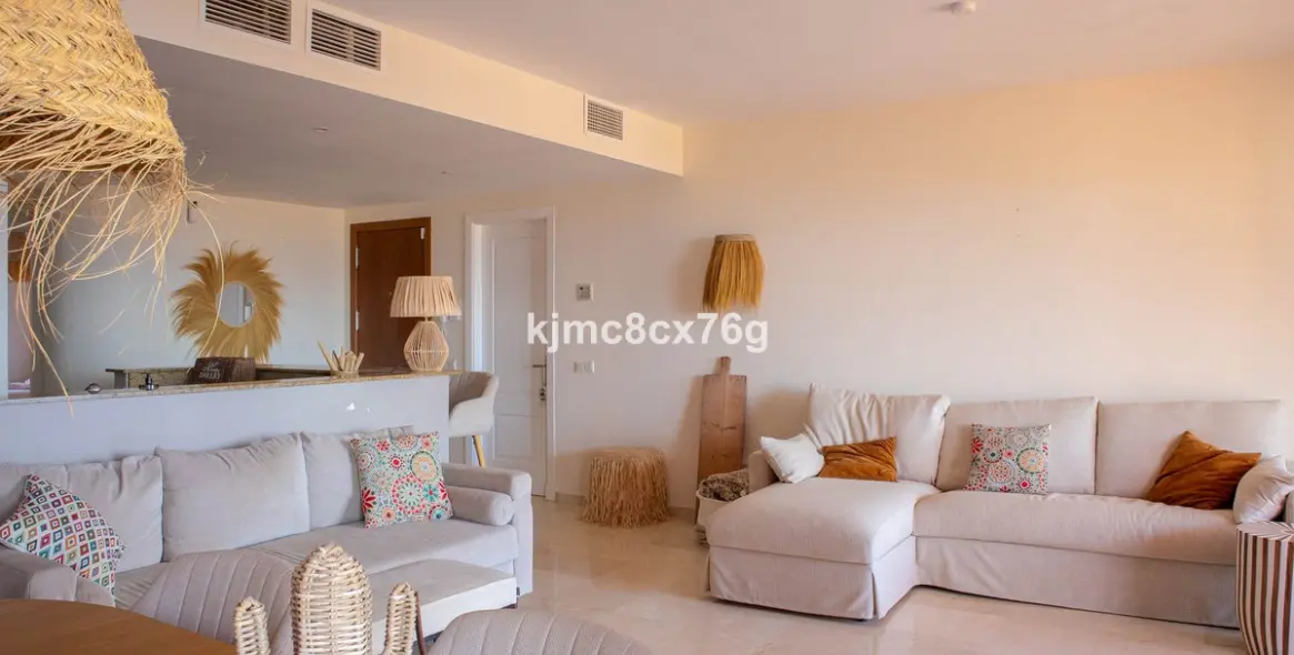 Продажа апартаментов на среднем этаже в Calahonda 10