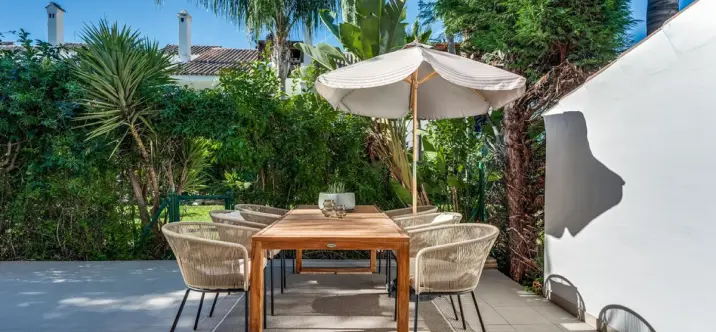 Таунхаус R5237395 2