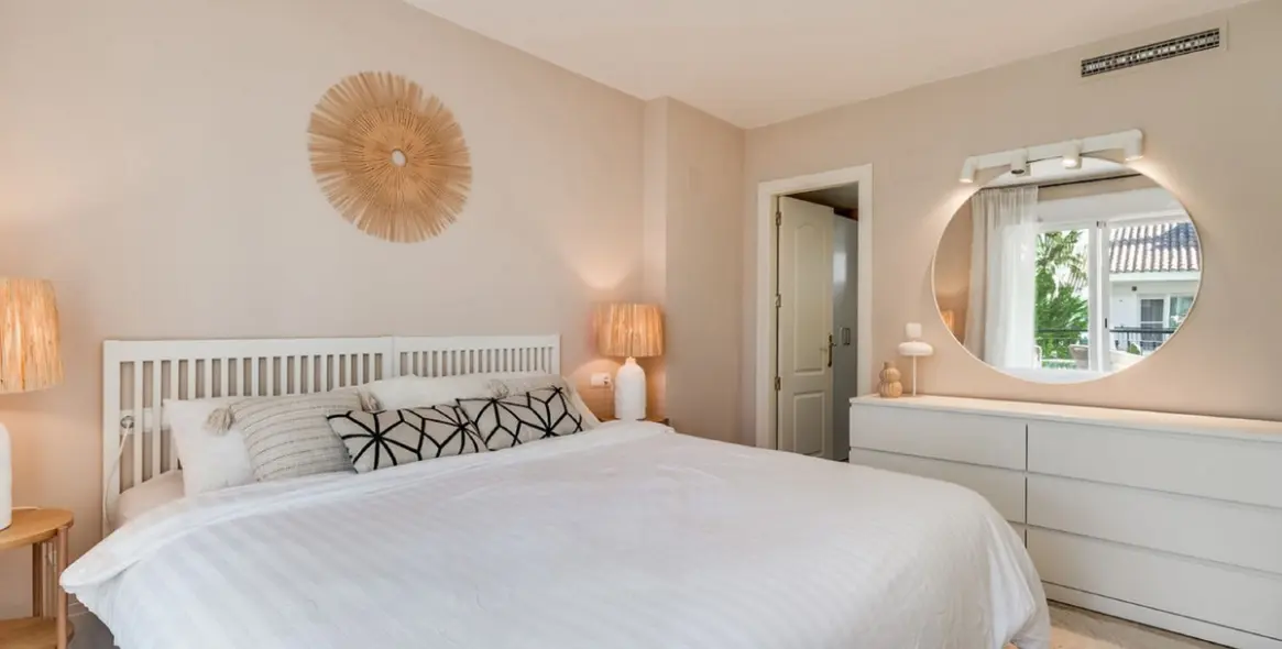 Продажа таунхауса в Nueva Andalucía 10