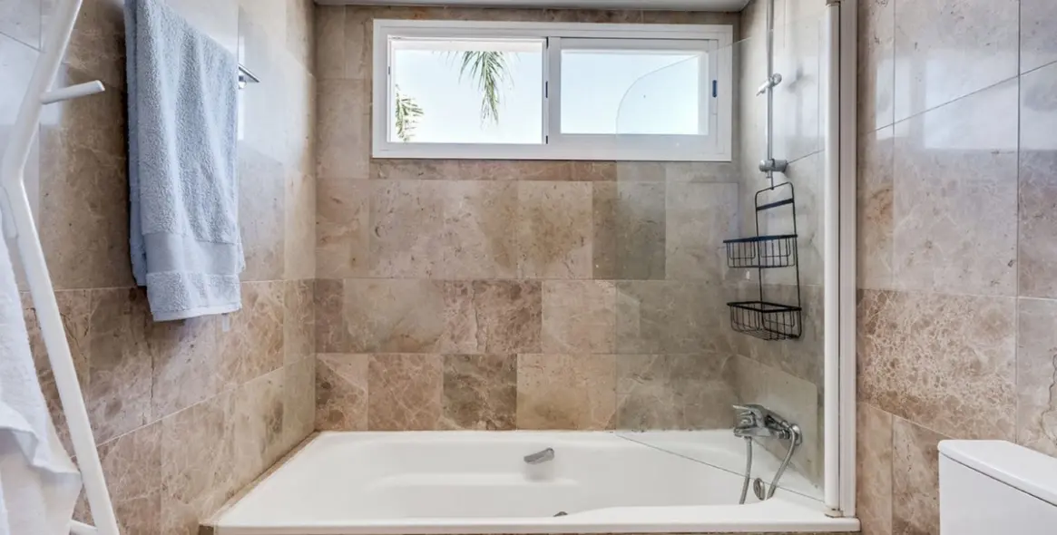 Продажа таунхауса в Nueva Andalucía 12