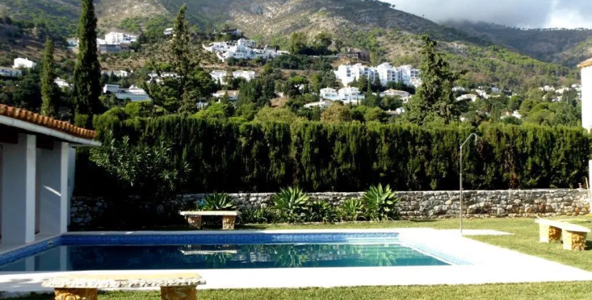 Sale of detached villa in Mijas 2