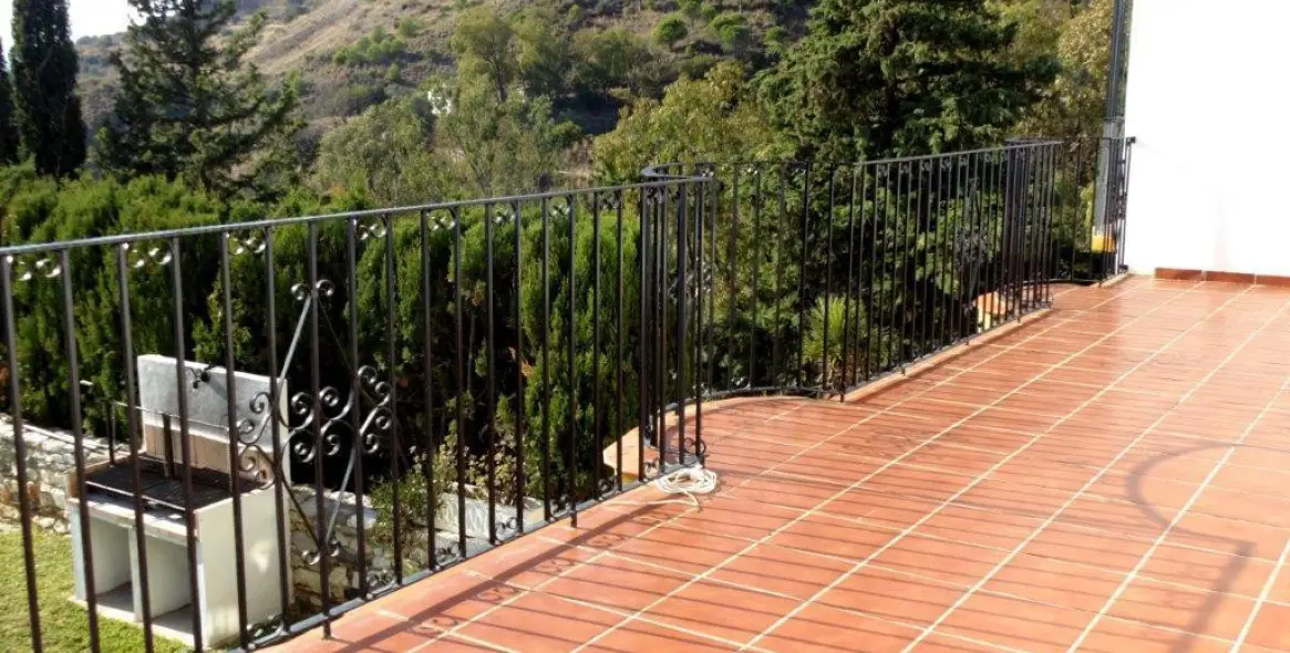 Sale of detached villa in Mijas 17