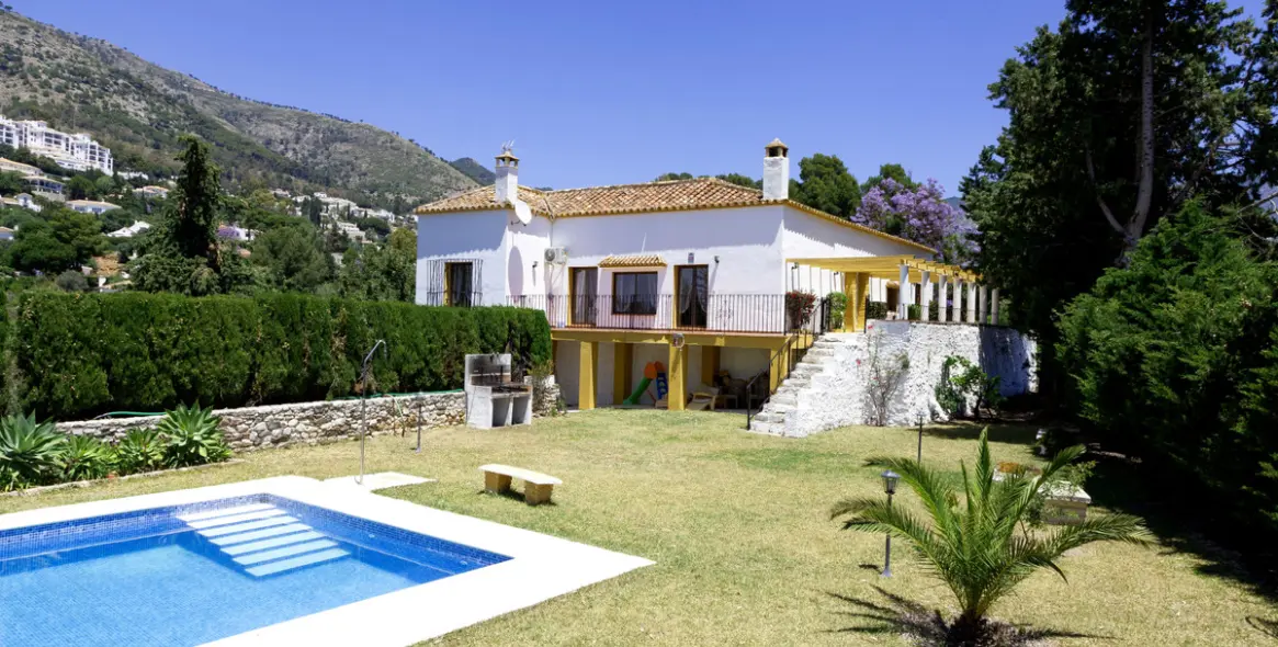 Venta de villa independiente en Mijas 24