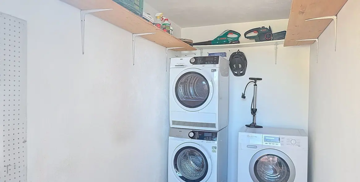 Venta de villa independiente en Sayalonga 53