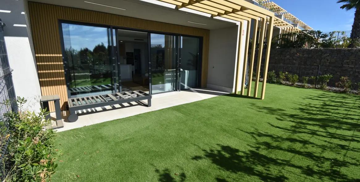 Sale of townhouse in Mijas Costa 24