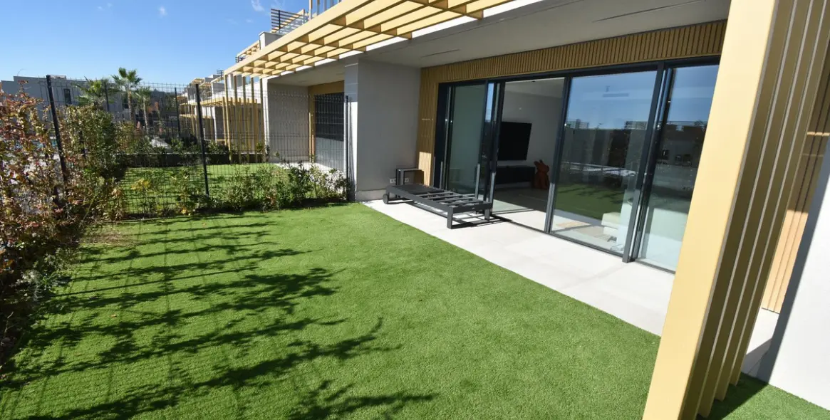 Sale of townhouse in Mijas Costa 26