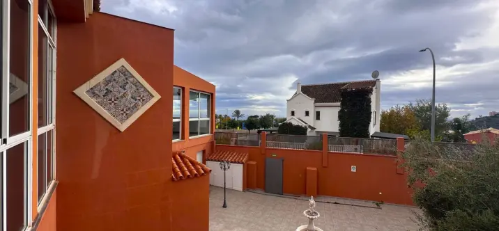 Detached villa R5243800 1