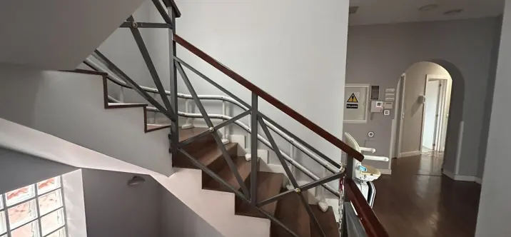 Detached villa R5243800 2