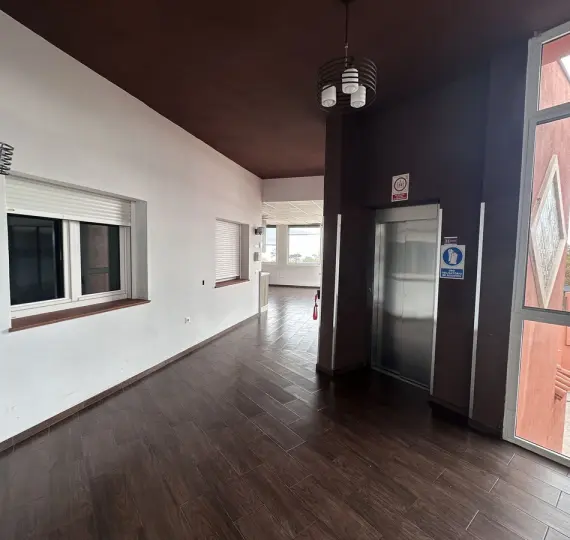 Detached villa R5243800