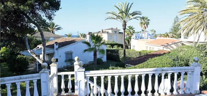 Detached villa R4892263 0